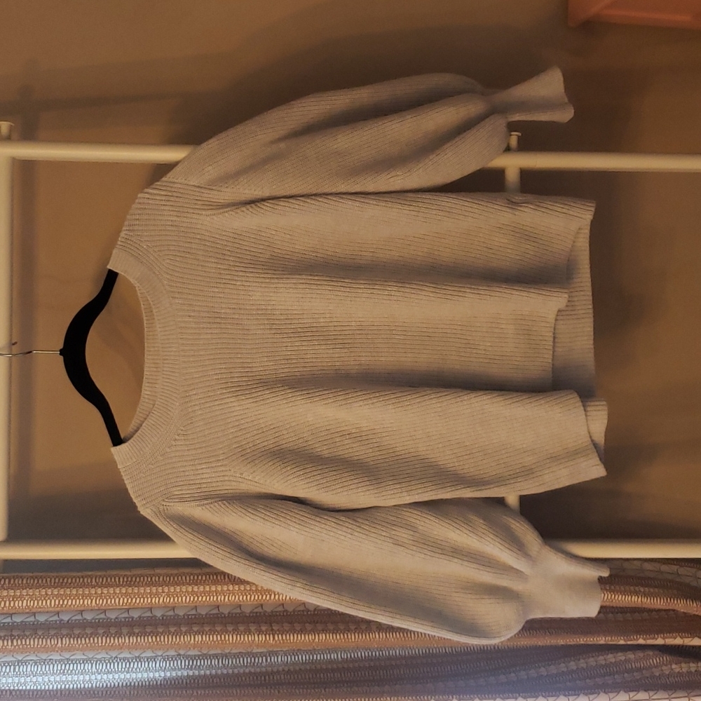 Banana Republic Grey Sweater Size Medium